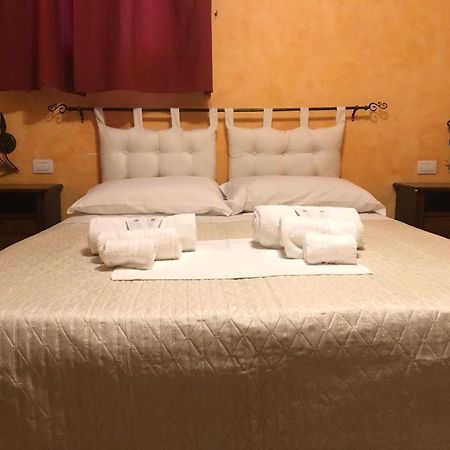 L'Attico Piazza Sant'Oronzo Bed & Breakfast Lecce Eksteriør bilde